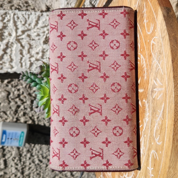 Louis Vuitton Denim Trifold Wallet in Red/Bordeaux - Picture 3 of 14